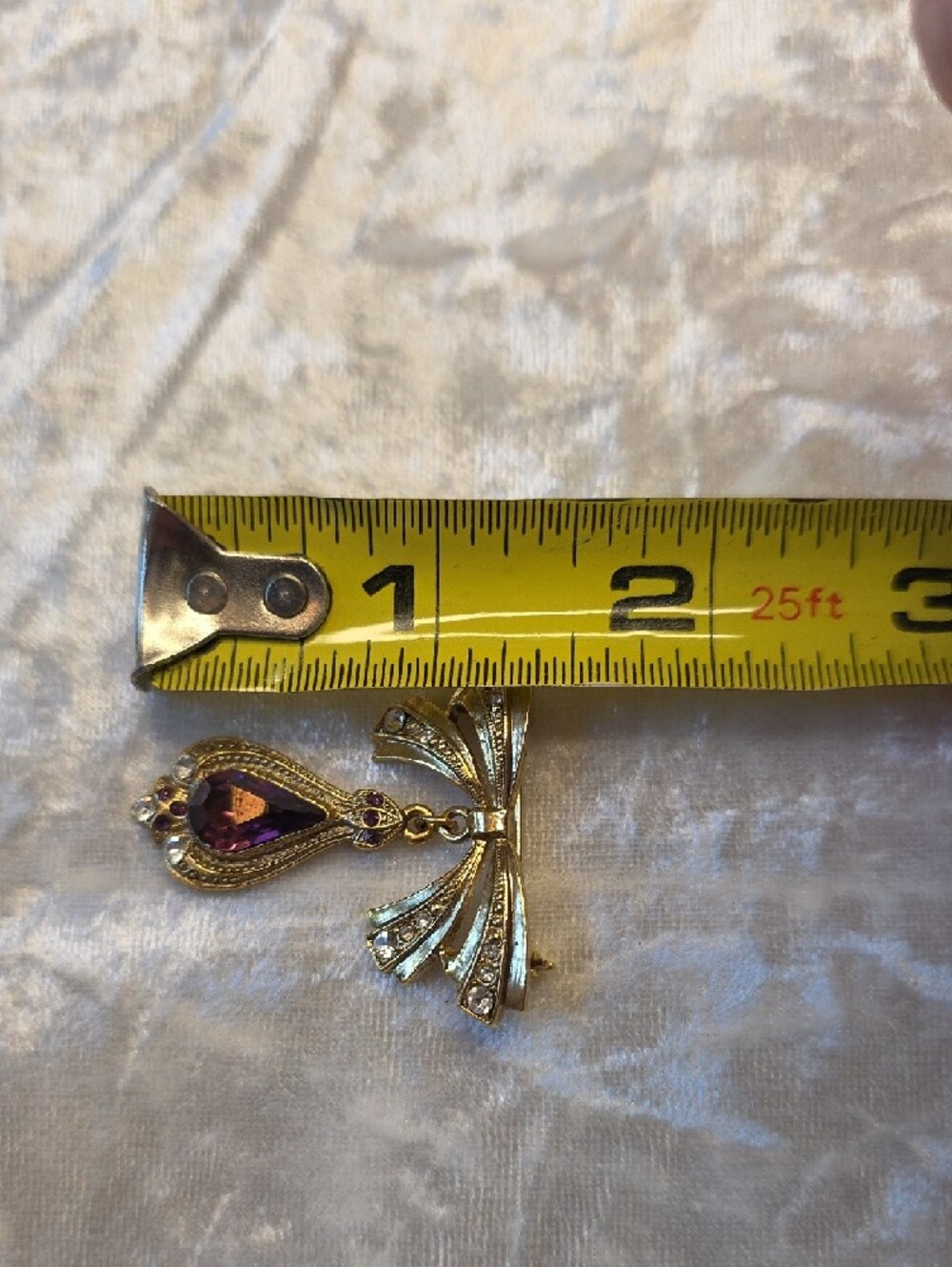 Vintage Regal Gold Bow Pendant Brooch with Purple Teardrop Gem - Picture 4 of 4